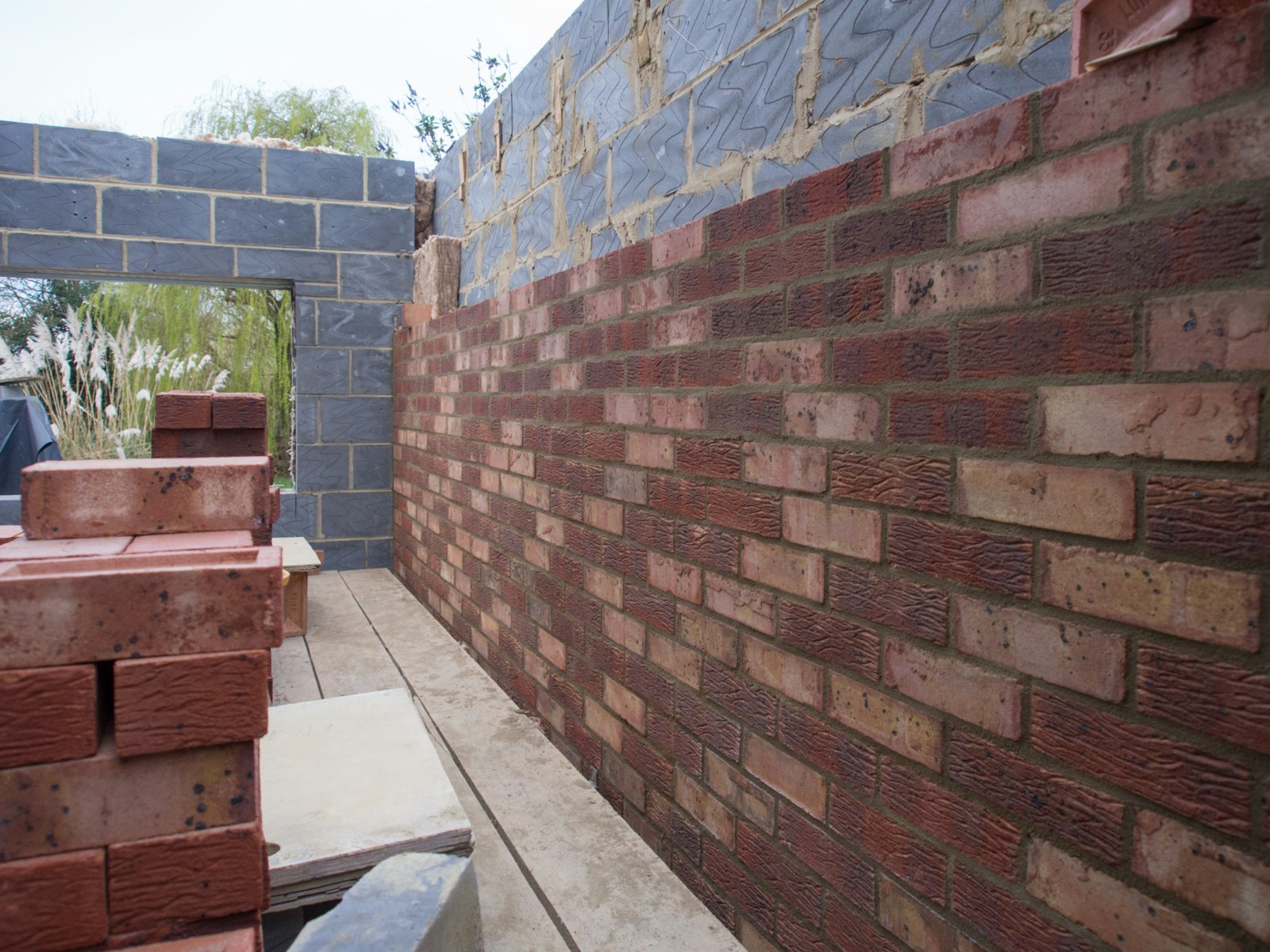 New blockwork and brick wall on an extension